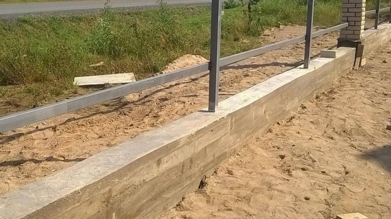 армирование бетонного забора